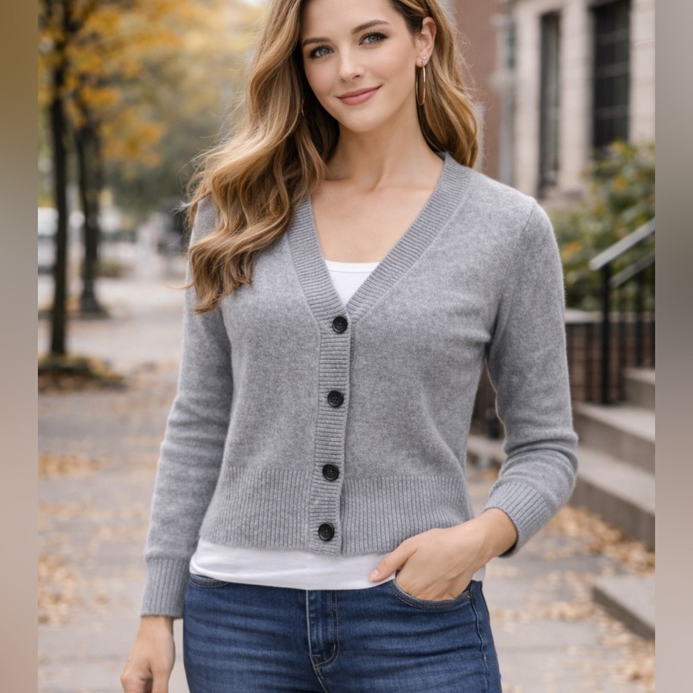 J.Crew Cashmere Cardigan Womens Small Gray Cropped Button Front